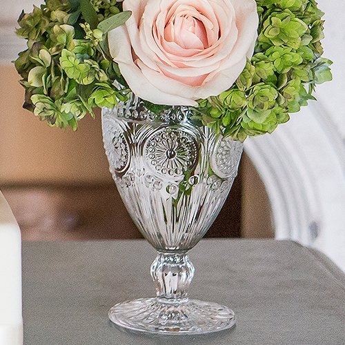 This Vintage Glass Gobelet is available in several styles and colors to complement your wedding decor.