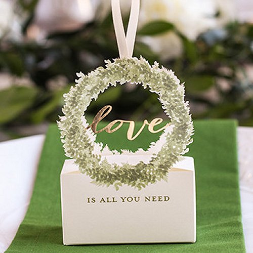 Love Wreath Garden Theme Wedding Favor Box Idea