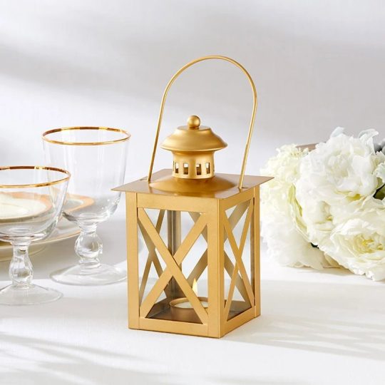 Lovely Lantern Wedding Decor – Elegant Wedding Ideas