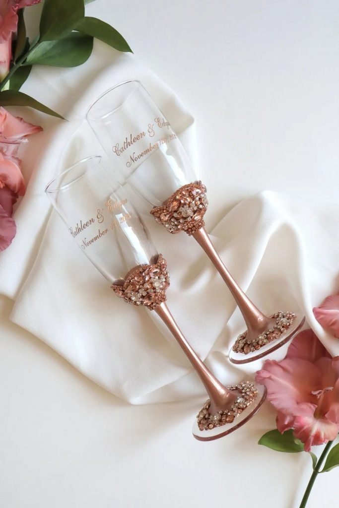 Exquisite Rose Gold Wedding Toasting Flutes