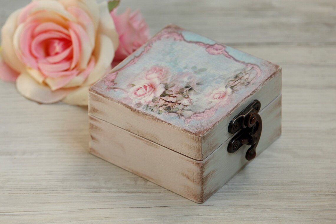 Fairytale Wedding Ring Box 