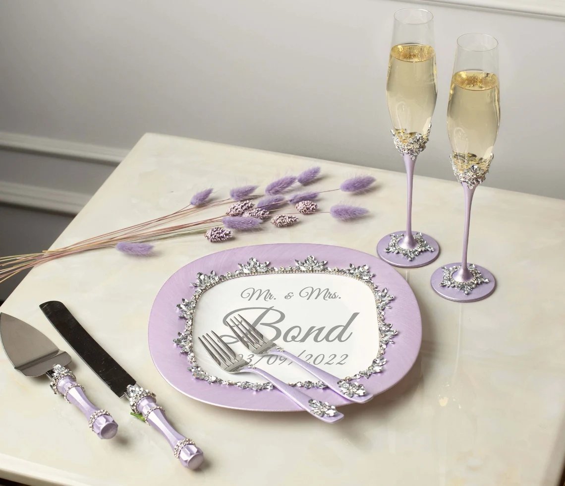 Lavender Wedding Toasting Flutes & Cake Server Set