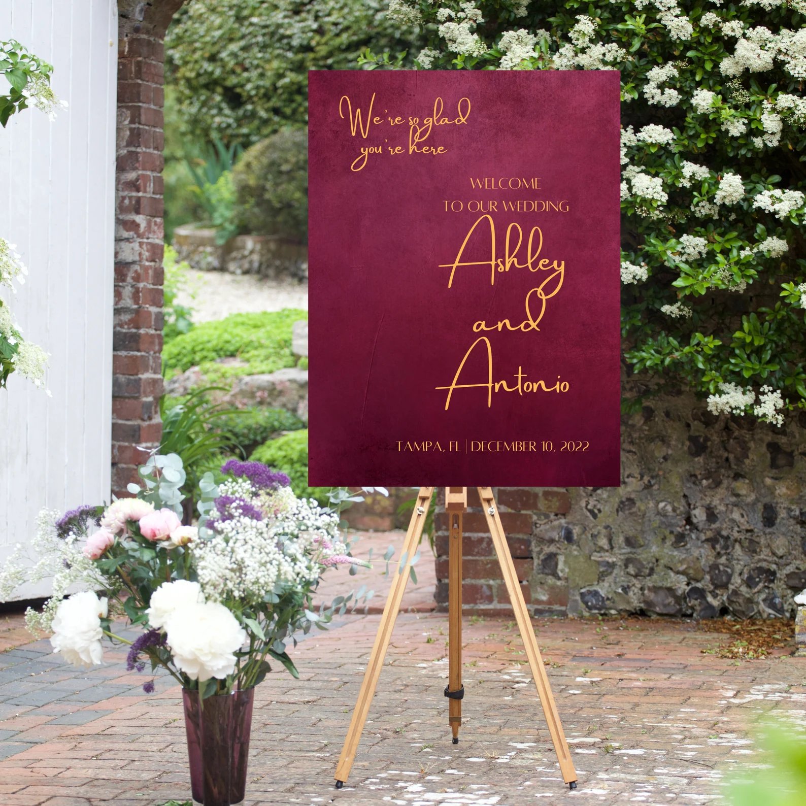 Viva Magenta Wedding welcome Sign