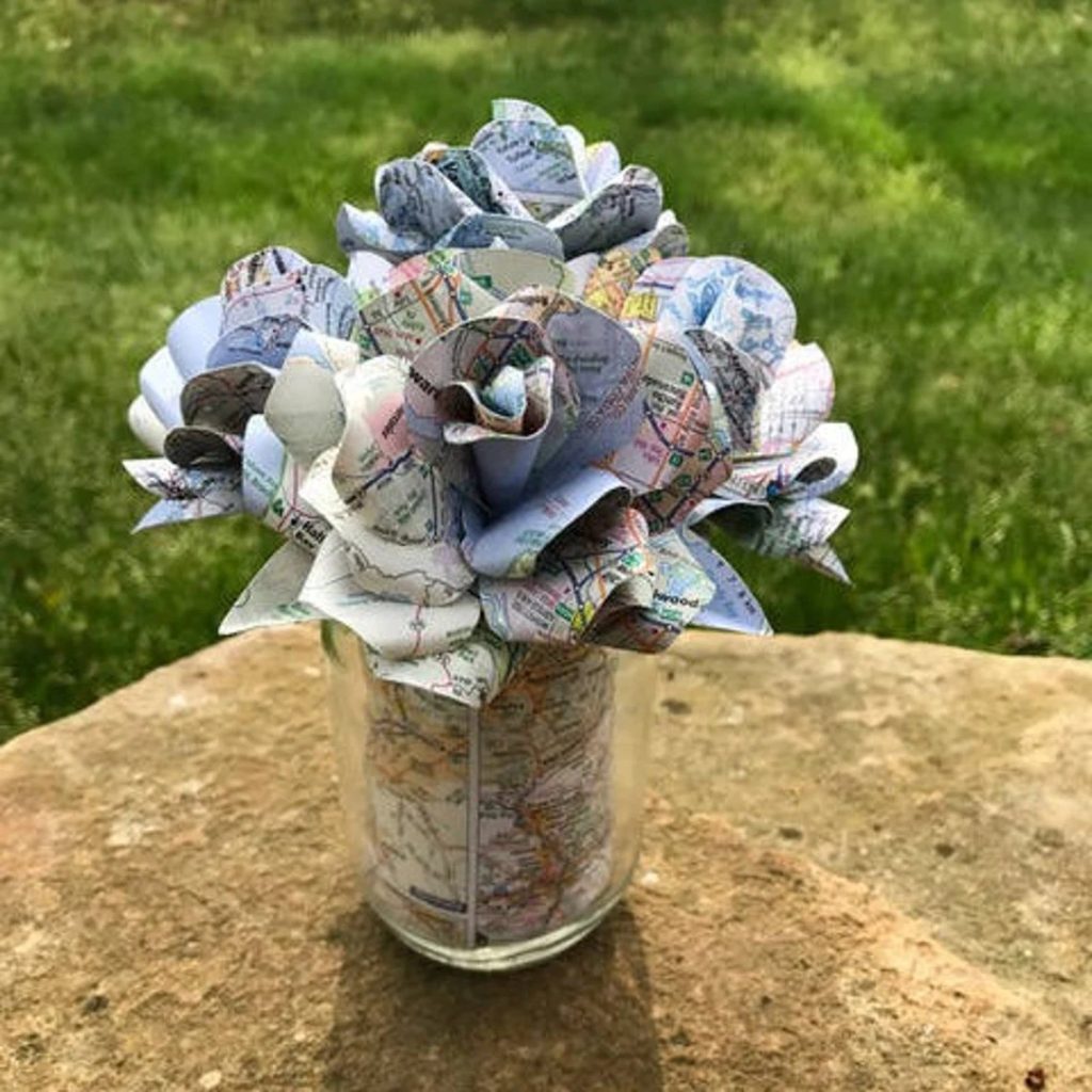 Map Flower Roses - Travel Themed Wedding Centerpiece