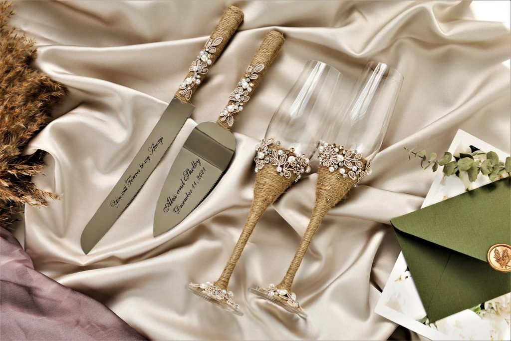 Rustic Country Boho Wedding Toasting Flutes & Cake Server Set