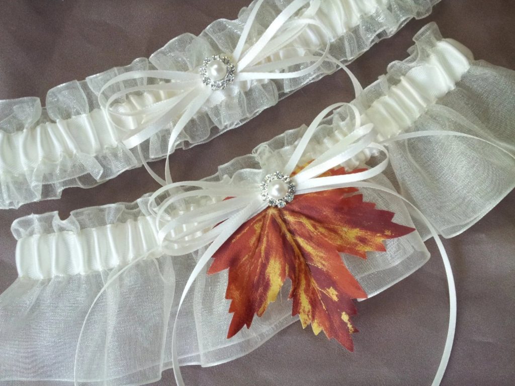 Fall Leaf Bridal Garter Set