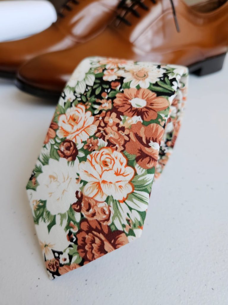 Terracotta Floral Tie For Fall Wedding