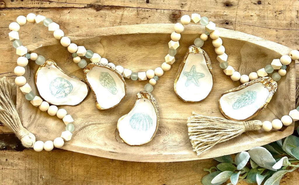 Sea Glass Beachy Tree Oyster Garland