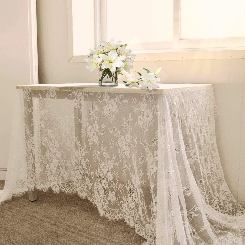 Romantic Lace Wedding Tablecloth
